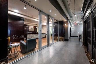 241 N Pennsylvania St, Indianapolis, IN à louer Photo intérieure– Image 2 sur 2