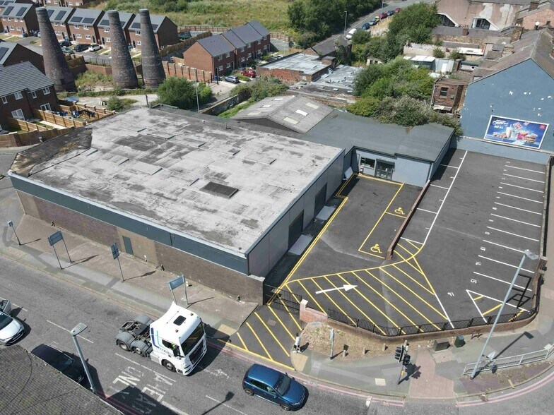 32A Waterloo Rd, Stoke On Trent à louer - Photo de l’immeuble – Image 3 sur 12