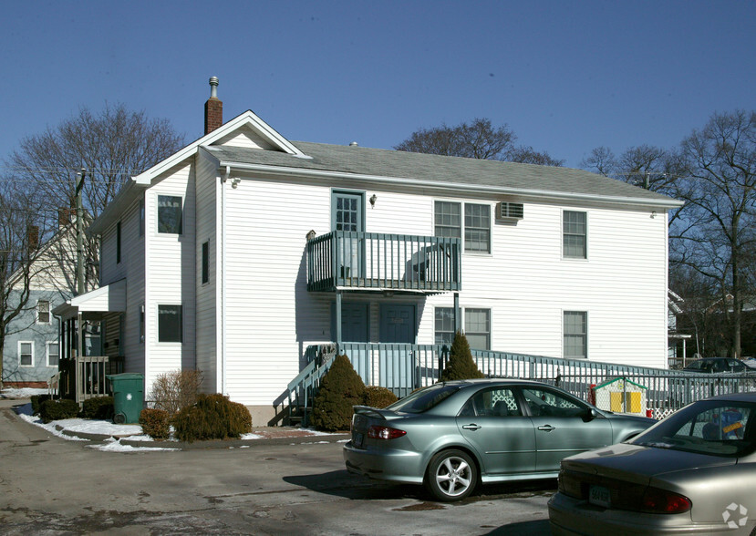 358-360 Hartford Rd, Manchester, CT à louer - Photo de l’immeuble – Image 2 sur 2
