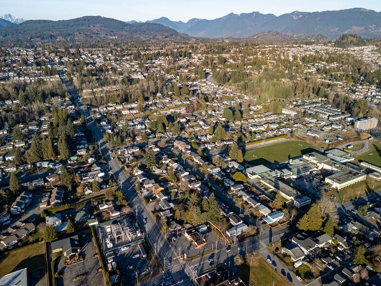 7642 Cedar St, Mission, BC à vendre - Photo de l’immeuble – Image 3 sur 10