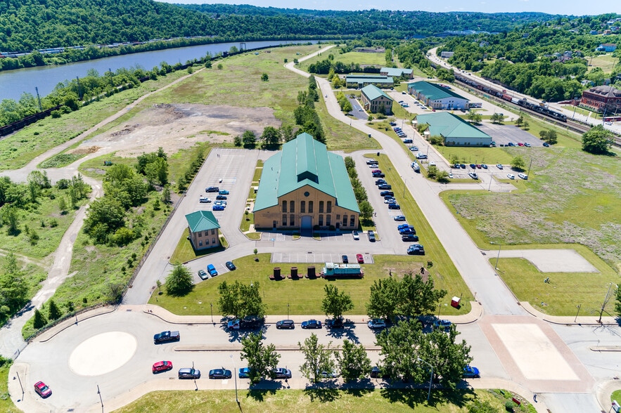 S Linden St, Duquesne, PA à vendre - Aérien – Image 3 sur 4