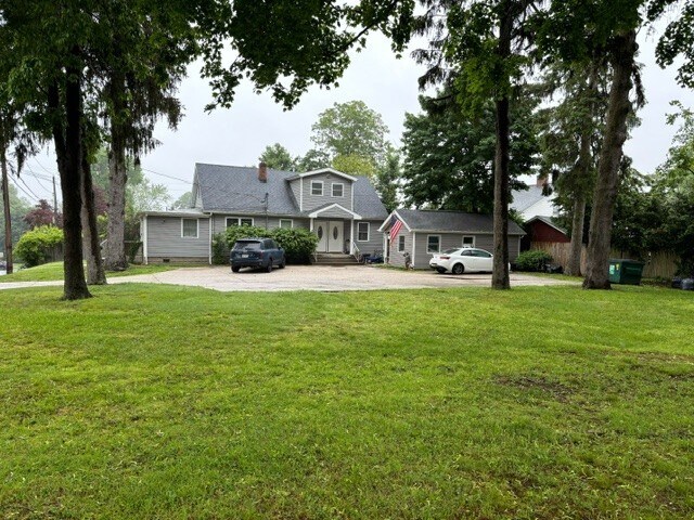 121 Rose Dr, Ronkonkoma, NY à vendre - Photo de l’immeuble – Image 2 sur 22