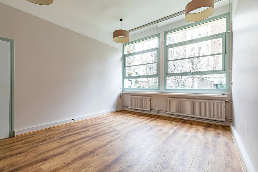 Rue Eugène Flachat, Paris à vendre - Photo de l’immeuble – Image 2 sur 6