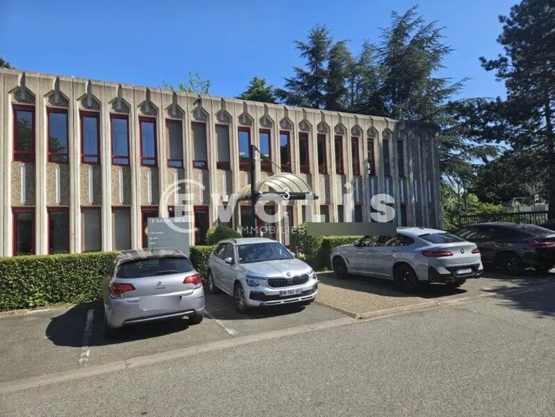 6 Avenue Des Andes, Les Ulis à louer Photo de l’immeuble– Image 1 sur 7