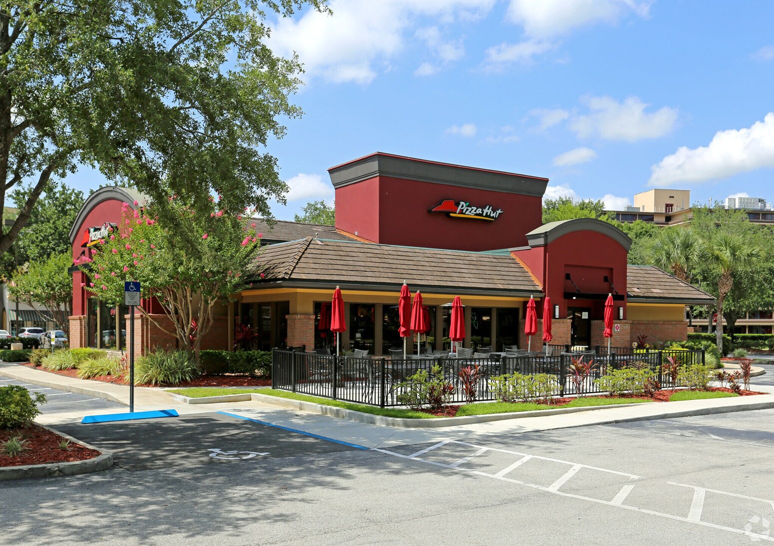 9100 International Dr, Orlando, FL à louer Photo de l’immeuble– Image 1 sur 4