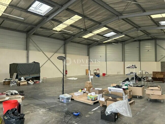 Plus de détails pour Industriel/Logistique à louer