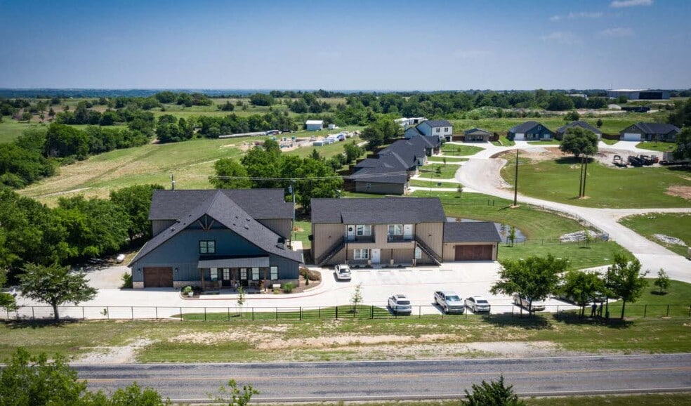 2482 N Trinity St, Decatur, TX à vendre - Photo principale – Image 1 sur 6