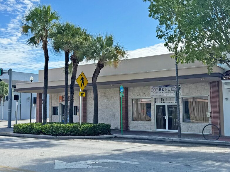 137-141 N Krome Ave, Homestead, FL à vendre - Photo de l’immeuble – Image 3 sur 10