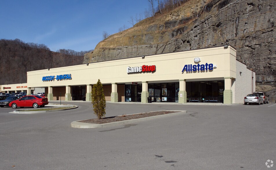 75-77 Norman Morgan Blvd, Logan, WV à louer - Photo de l’immeuble – Image 2 sur 12