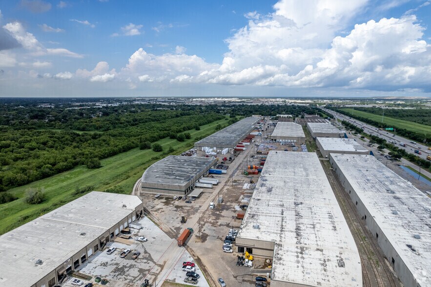 2015 Turning Basin Dr, Houston, TX à louer - Aérien – Image 2 sur 5