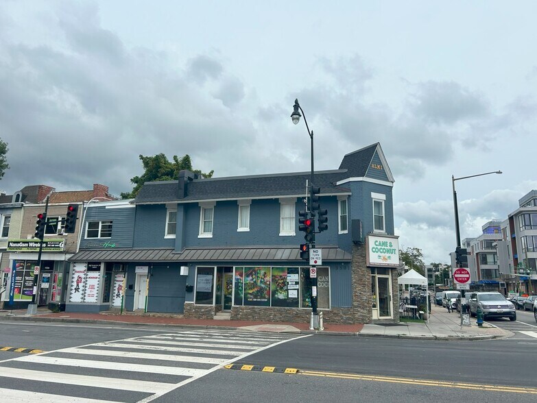 3501 Georgia Ave NW, Washington, DC à vendre - Photo de l’immeuble – Image 1 sur 3