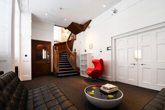 93 Constitution St, Edinburgh à louer Photo intérieure– Image 1 sur 20