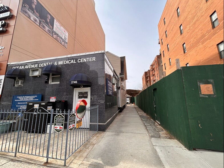 2746 Ocean Ave, Brooklyn, NY à vendre - Photo de l’immeuble – Image 3 sur 3