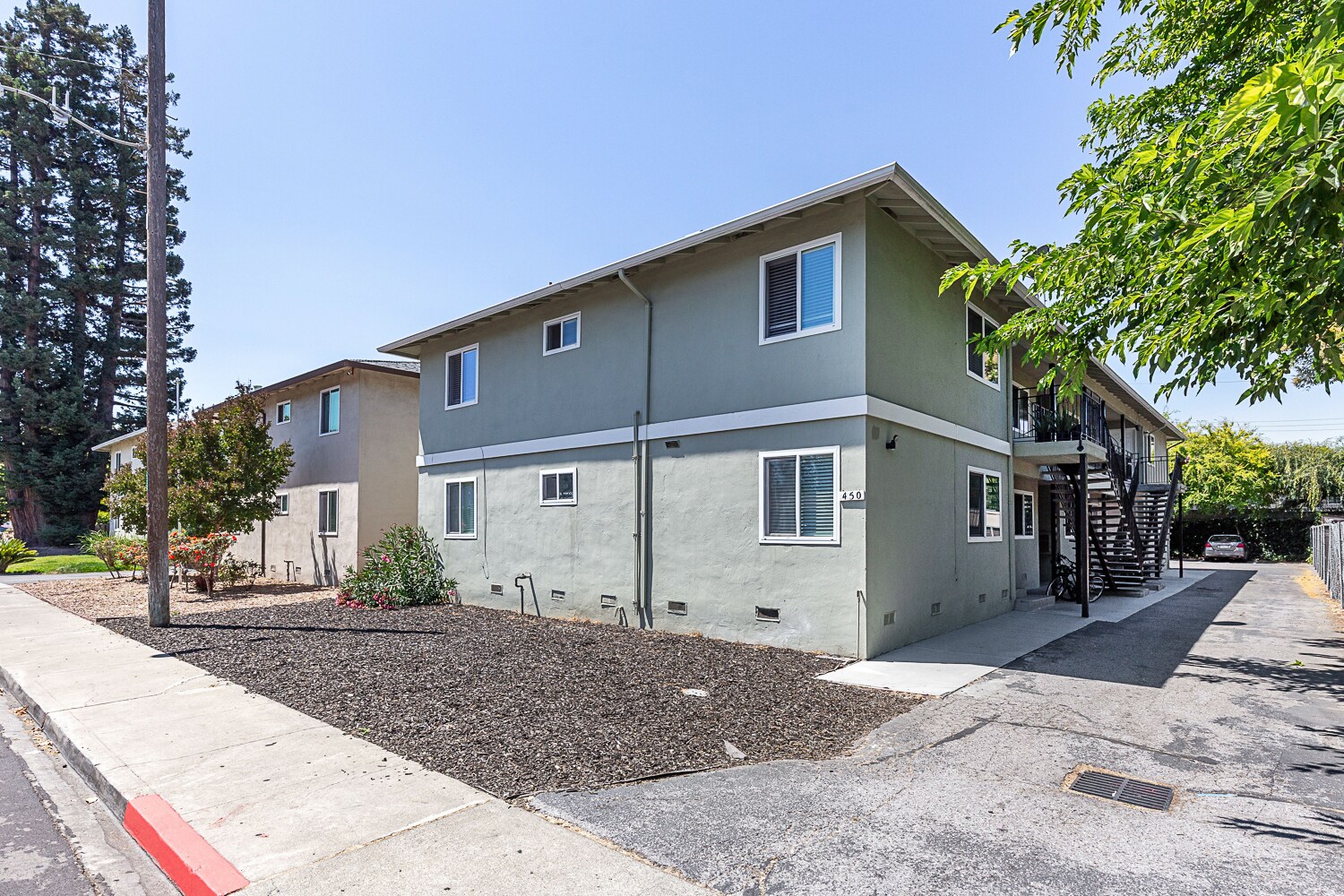 450 California St, Santa Clara, CA à vendre Photo de l’immeuble– Image 1 sur 24