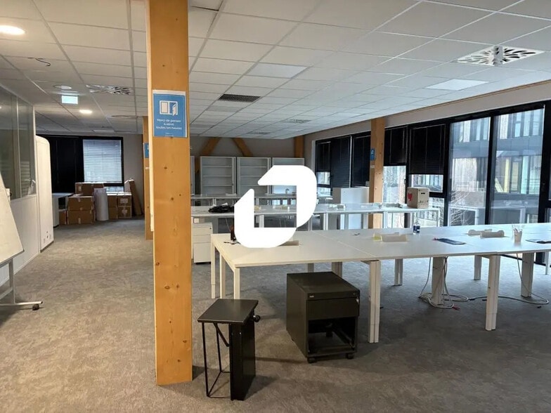 Bureau dans VILLENEUVE-D'ASCQ à louer - Photo intérieure – Image 2 sur 14