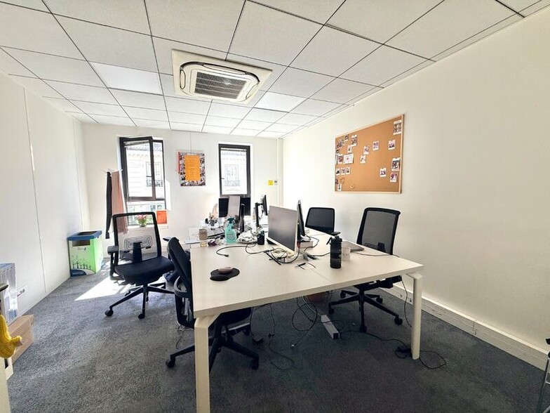 25 Rue De Maubeuge, Paris à vendre - Photo intérieure – Image 3 sur 15