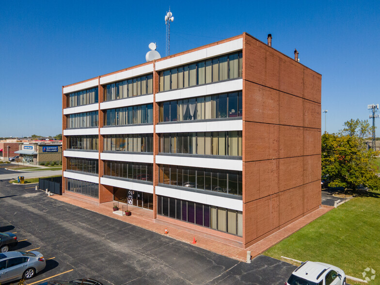 5320 159th St, Oak Forest, IL à louer - Photo principale – Image 1 sur 4