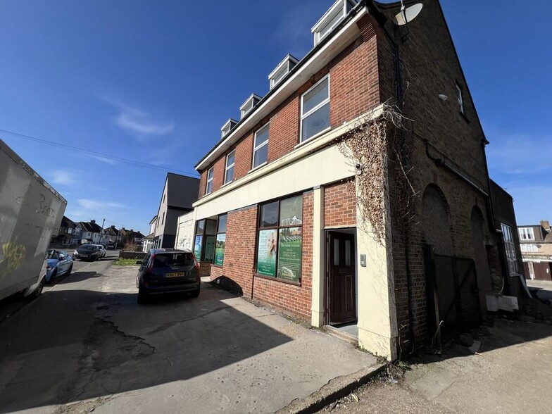 130 Rye Rd, Hoddesdon à louer - Photo de l’immeuble – Image 1 sur 7