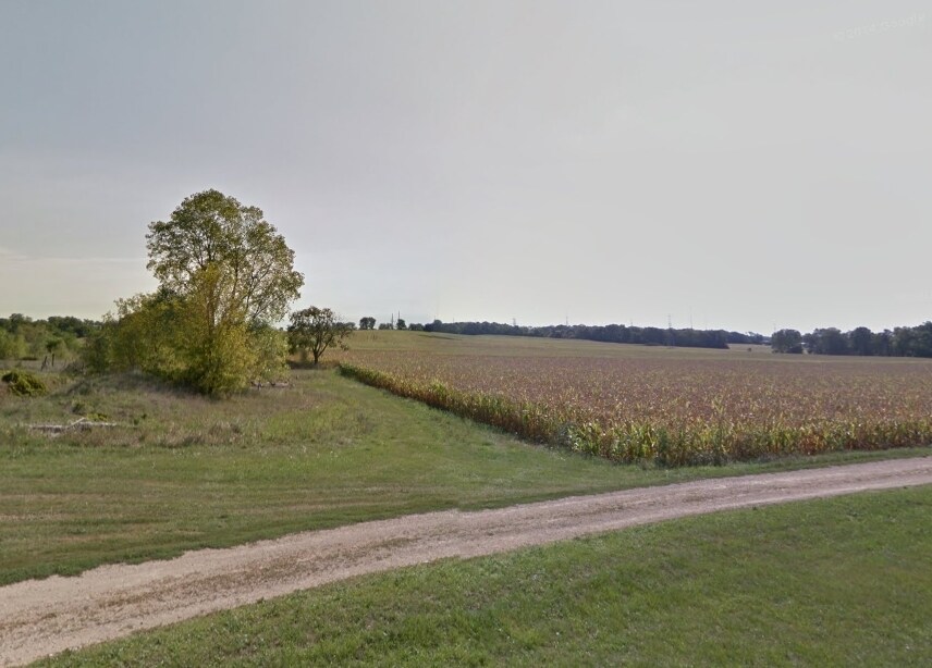 1203 Il-26, Freeport, IL à vendre Autre– Image 1 sur 2