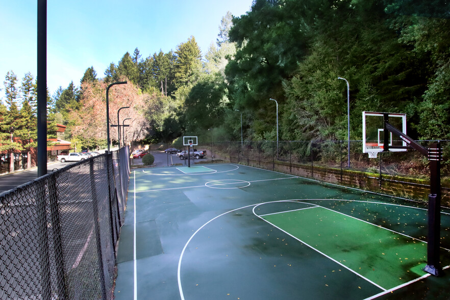 1800 Green Hills Rd, Scotts Valley, CA à louer - Photo de l’immeuble – Image 3 sur 11