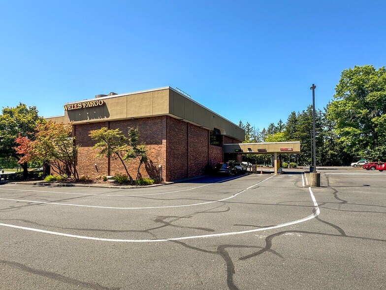 9200 SW Washington Square Rd, Portland, OR à vendre - Photo de l’immeuble – Image 3 sur 5