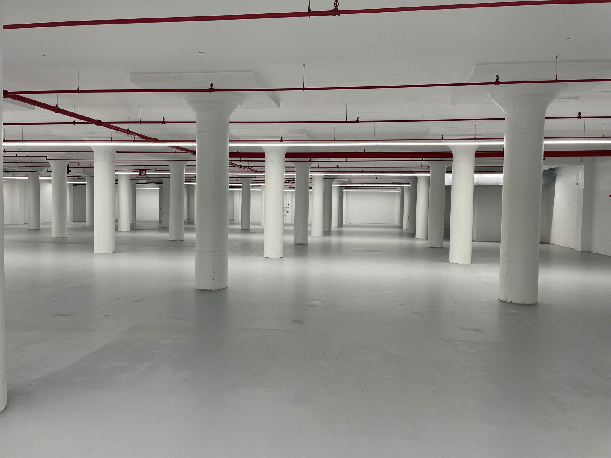 180 Mill St, Cranston, RI à louer Photo intérieure– Image 1 sur 11