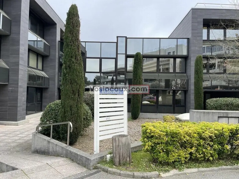 Bureau dans Valbonne à louer - Photo de l’immeuble – Image 3 sur 5