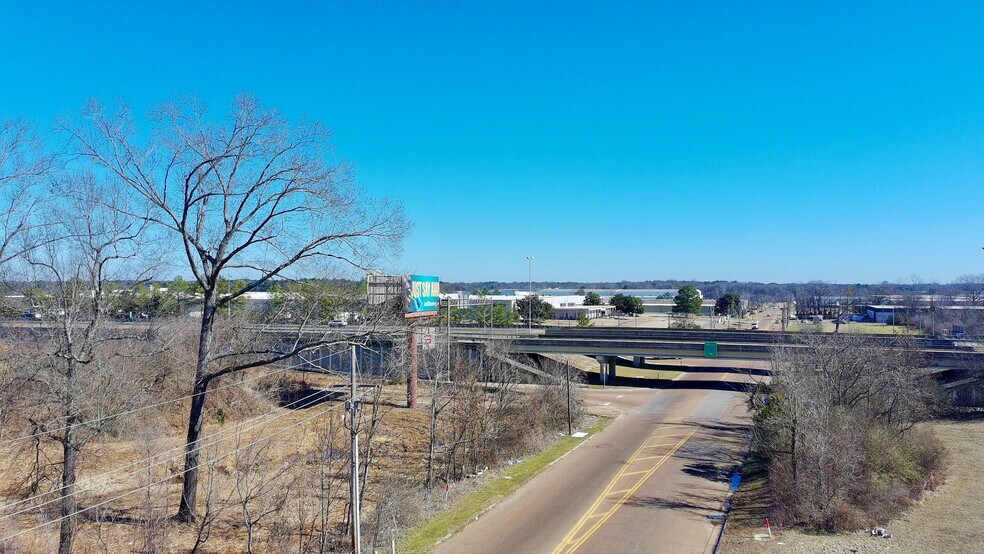 Country Club Drive At Industrial Dr, Jackson, MS à vendre - Photo de l’immeuble – Image 1 sur 9