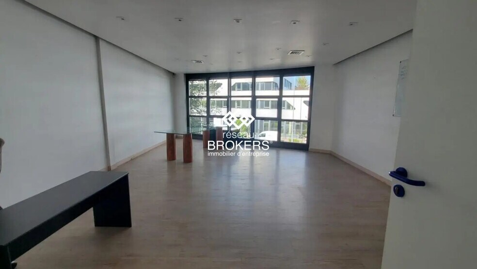 Bureau dans Annecy à louer - Photo intérieure – Image 3 sur 12