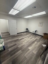 5553-5555 S Peoria Ave, Tulsa, OK à vendre Photo intérieure– Image 2 sur 2