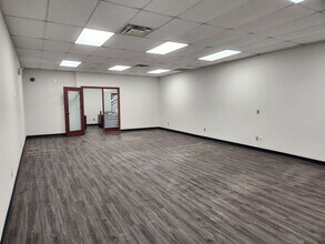 1020 Bayridge Dr, Kingston, ON à louer Photo intérieure– Image 1 sur 5