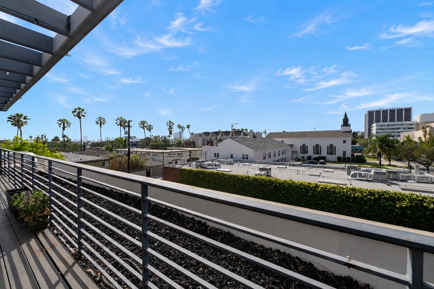 1538 20th St, Santa Monica, CA à louer - Photo de l’immeuble – Image 3 sur 26