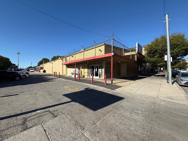 5140 Germantown Ave & 15 South Ashmead Pl, Philadelphia, PA à vendre - Photo de l’immeuble – Image 2 sur 11