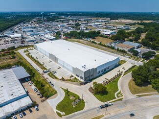 Plus de détails pour 2815 E Centerville Rd, Garland, TX - Industriel/Logistique à vendre