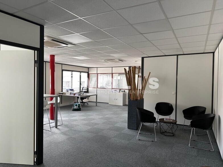 65 Rue Henri Depagneux, Limas à louer - Photo intérieure – Image 2 sur 3