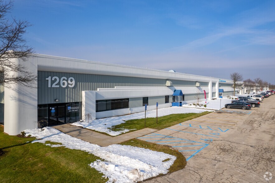 1269 E Mount Garfield Rd, Norton Shores, MI à louer - Photo principale – Image 3 sur 9
