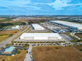 Plus de détails pour 3240 Clover Ridge Ave, Ruskin, FL - Industriel/Logistique à louer