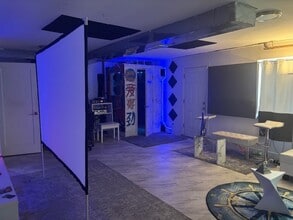 5637 W 63rd St, Chicago, IL à louer Photo intérieure– Image 2 sur 20