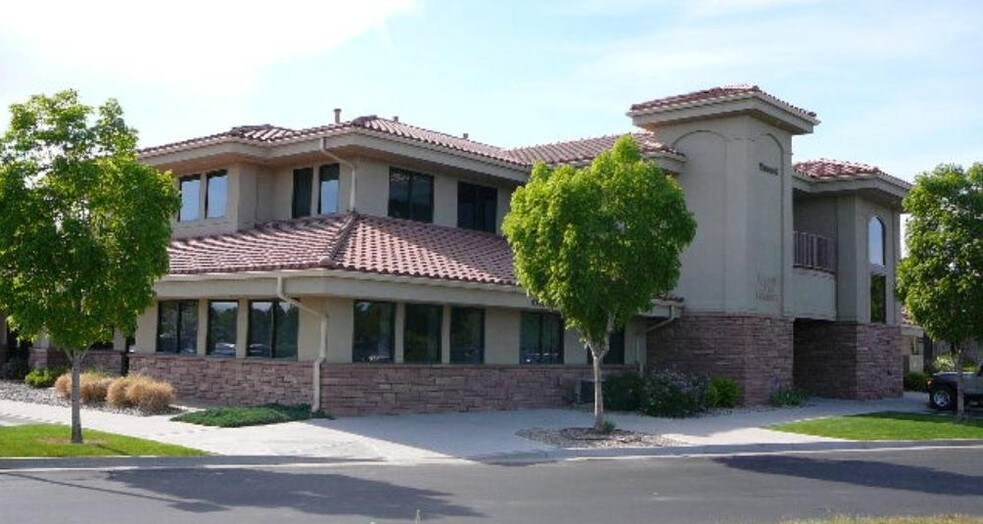 4745 Boardwalk Dr, Fort Collins, CO à louer - Photo de l’immeuble – Image 2 sur 22