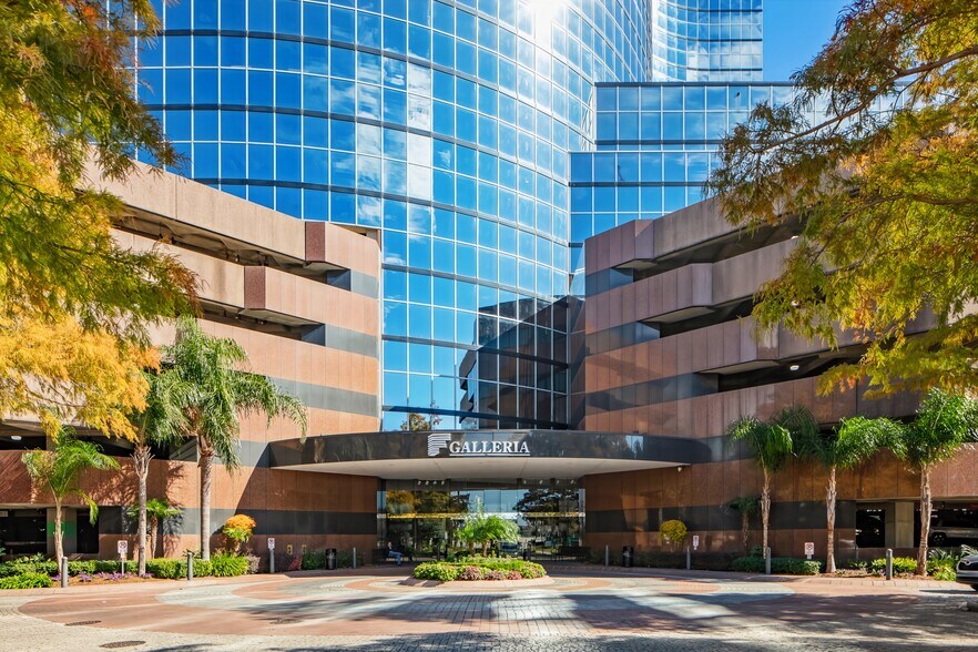 1 Galleria Blvd, Metairie, LA à louer - Photo de l’immeuble – Image 2 sur 11
