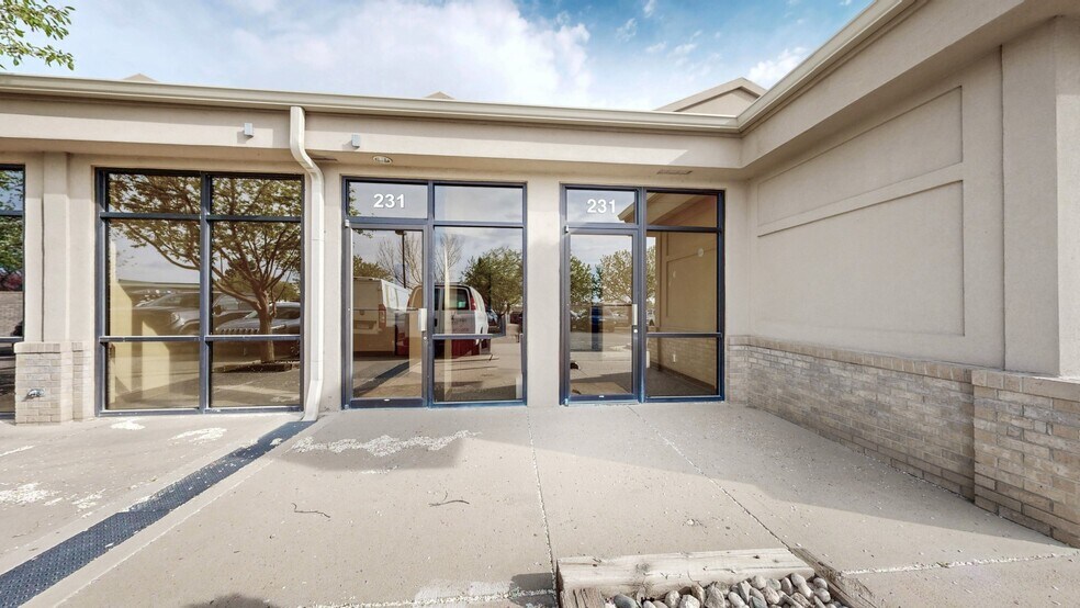 231 W 67th Ct, Loveland, CO à louer - Photo de l’immeuble – Image 3 sur 25