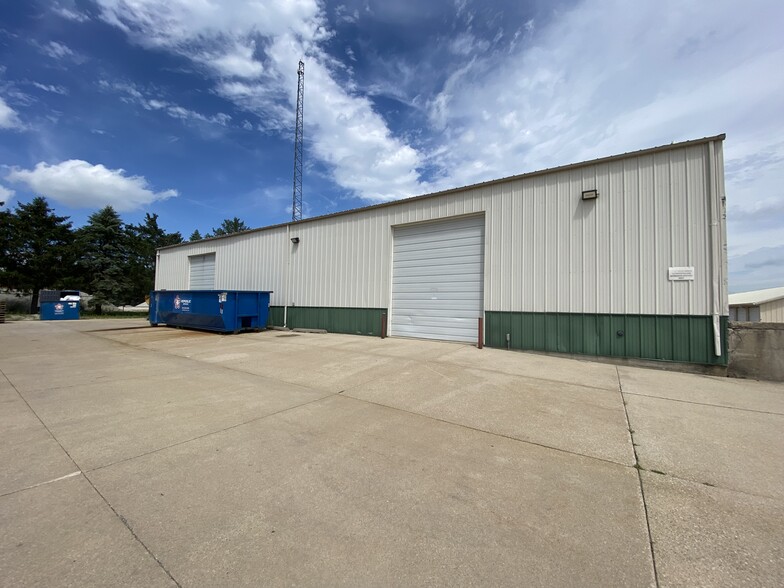 780 S Chicago St, Geneseo, IL à louer - Photo de l’immeuble – Image 3 sur 12