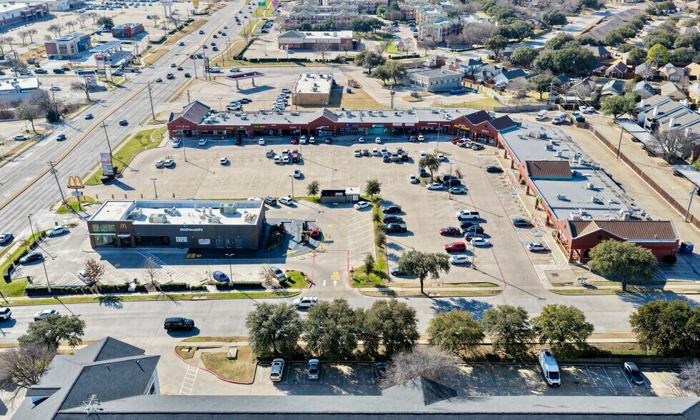 2305 S State Highway 121, Lewisville, TX à louer - Photo de l’immeuble – Image 3 sur 4