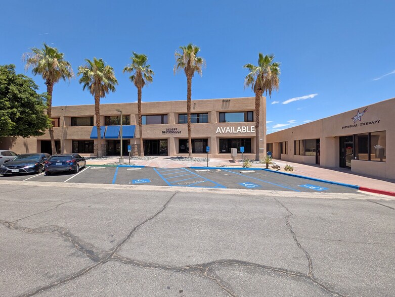 69730 Highway 111, Rancho Mirage, CA à louer - Photo de l’immeuble – Image 1 sur 4