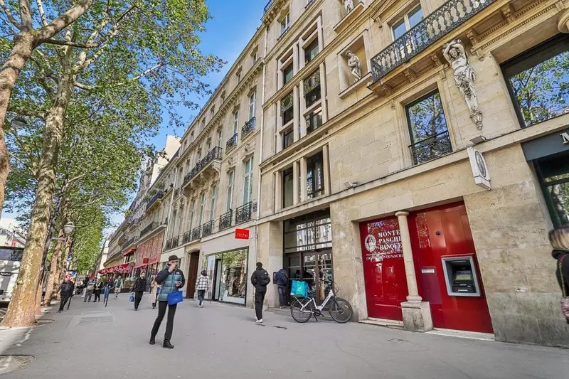 Bureau dans Paris à louer - Photo de l’immeuble – Image 2 sur 9