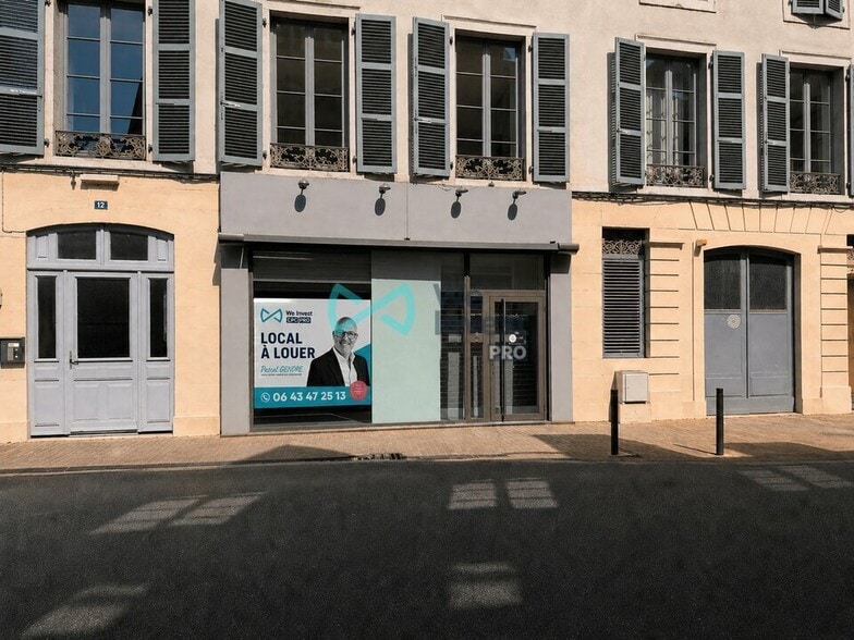 Local commercial dans Pau à louer - Photo de l’immeuble – Image 2 sur 9
