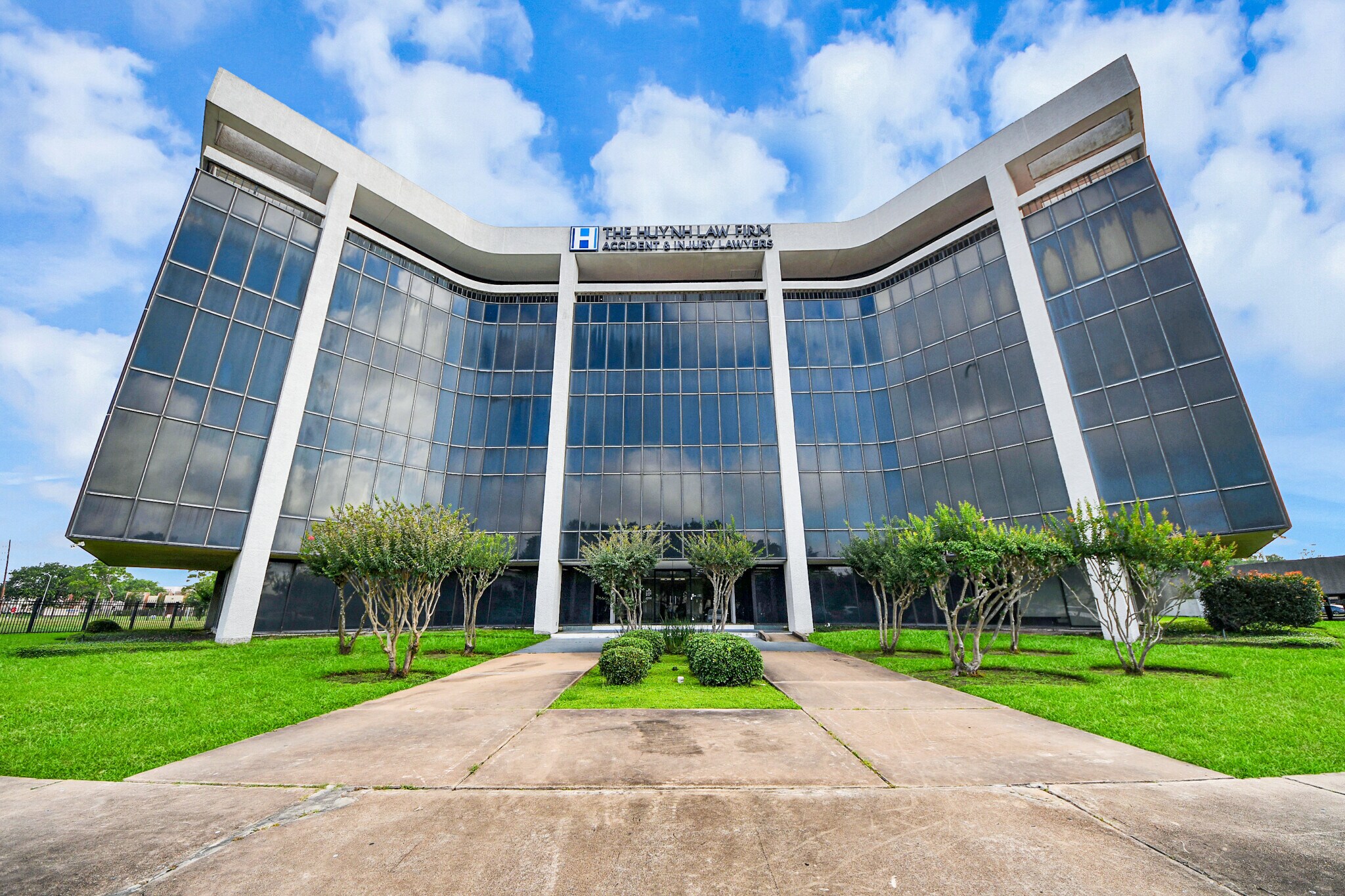 6100 Corporate Dr, Houston, TX à vendre Photo de l’immeuble– Image 1 sur 28