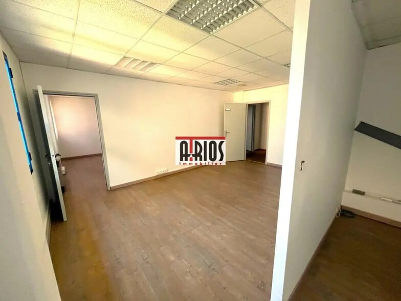 Bureau dans La Garde à louer - Photo de l’immeuble – Image 3 sur 13