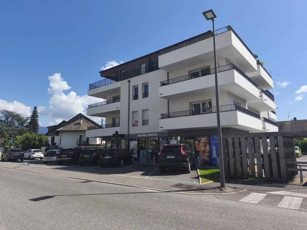 10 Rue De L'Albanais, Rumilly à louer Photo de l’immeuble– Image 1 sur 7