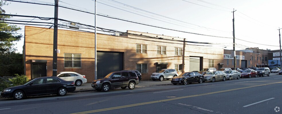 1930-1950 Eastchester Rd, Bronx, NY à louer - Photo principale – Image 1 sur 2